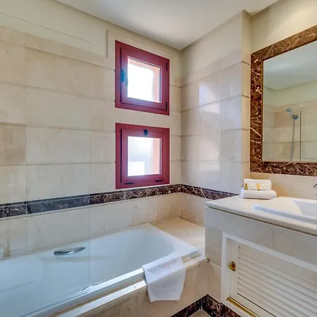 Vacation Marbella: Beachfront Luxury Duplex Penthouse * Marbella