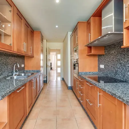 Apartment Vacation Marbella: Beachfront Luxury Duplex Penthouse