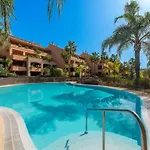 Апартаменты Vacation I Duplex Con Encanto Bahia, 280m2 Duplex Penthouse, Luxury Complex, A Minute From The Beach, 24-7 Security, In Town *