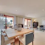 Vacation I Duplex Con Encanto Bahia, 280m2 Duplex Penthouse, Luxury Complex, A Minute From The Beach, 24-7 Security, In Town Апартаменты Марбелья