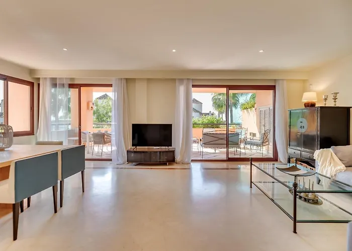 Apartment Vacation Marbella: Beachfront Luxury Duplex Penthouse Marbella